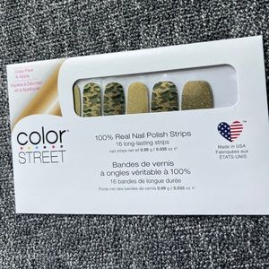 ColorStreet nails- glam-ouflage